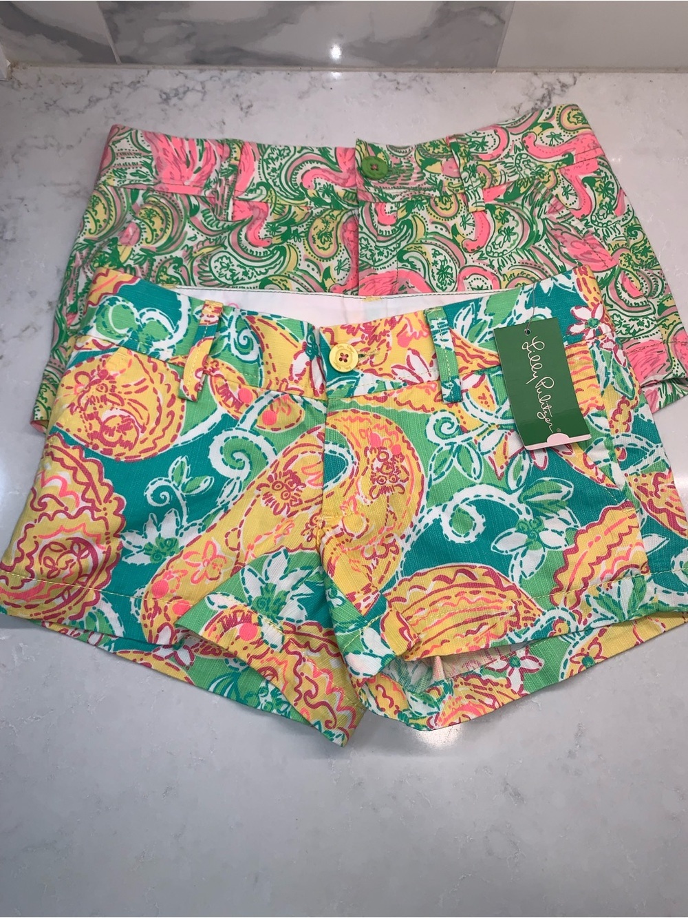 NEW Lilly Pulitzer Teal, Yellow & Pink Paisley Walsh Shorts Size 000 Set - Picture 3 of 16